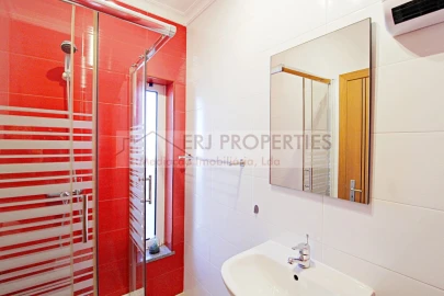 Moradia T3 para Arrendamento em Vila Nova de Cacela