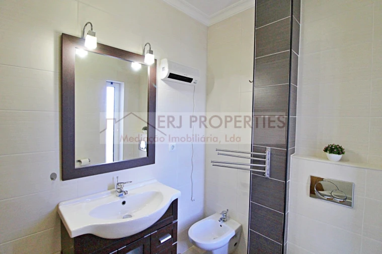 Moradia T3 para Arrendamento em Vila Nova de Cacela Foto 24