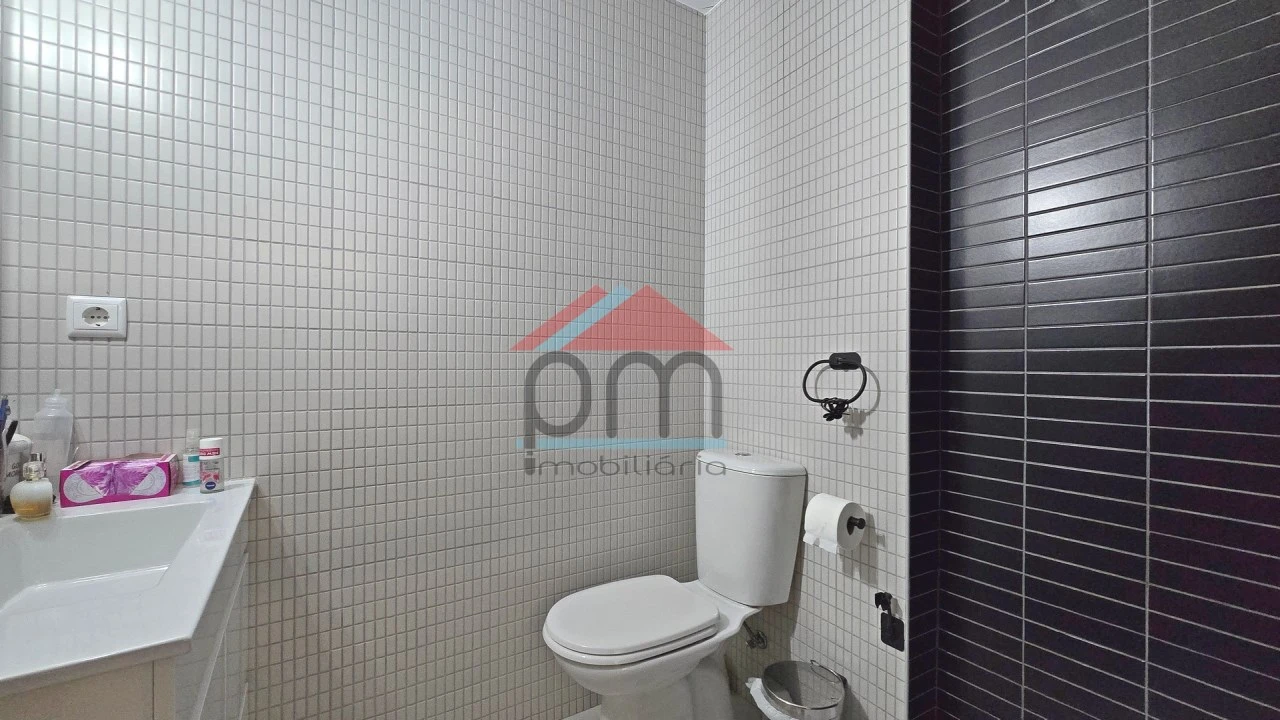 Apartamento T2 para Venda em Mazedo e Cortes Foto 8