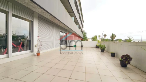 Apartamento T2 para Venda em Mazedo e Cortes