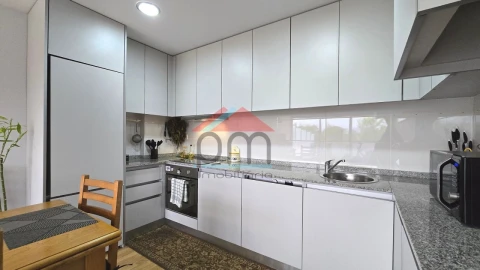 Apartamento T2 para Venda em Mazedo e Cortes