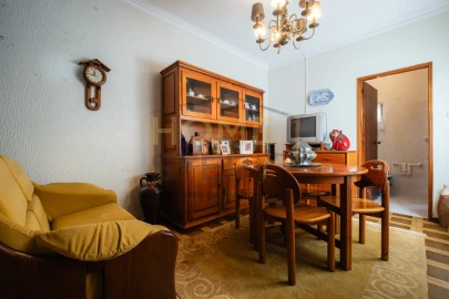 Moradia T2 para Venda em Gulpilhares e Valadares