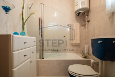 Moradia T2 para Venda em Gulpilhares e Valadares