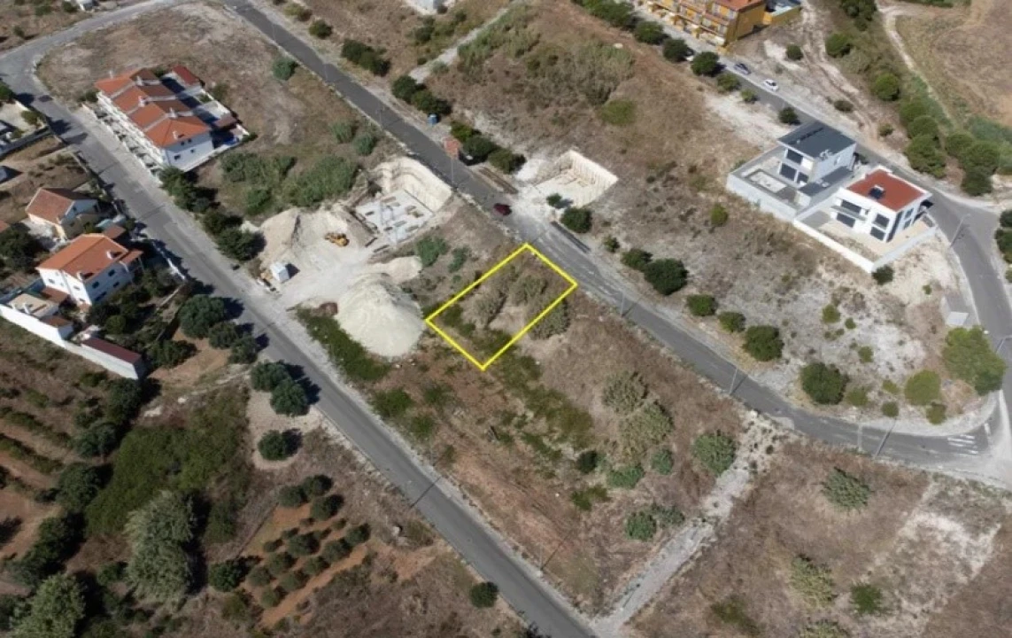 Terreno para Venda em Alenquer (Santo Estêvão e Triana) Foto 3