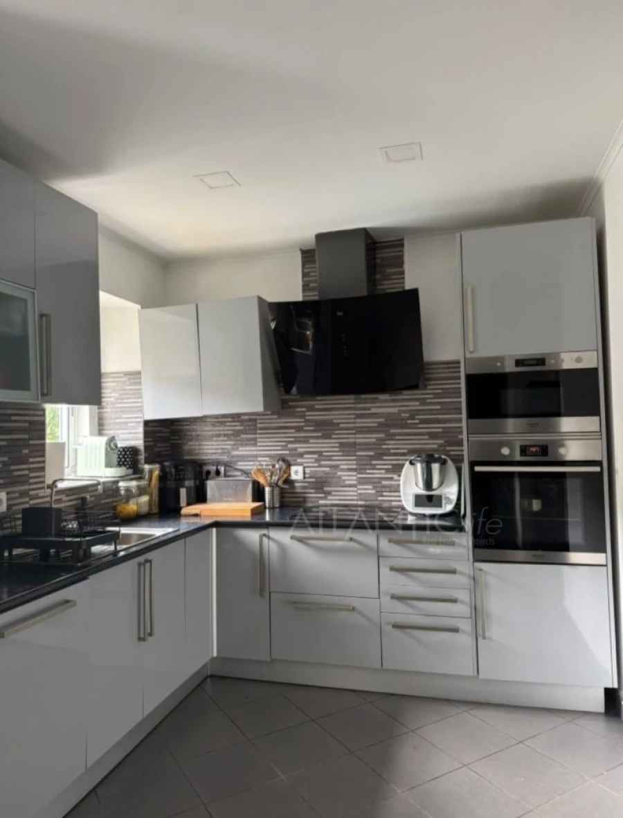 Apartamento T2 para Venda em Algueirão-Mem Martins Foto 2