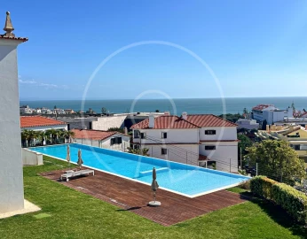 Apartamento T4 para Arrendamento em Carcavelos e Parede