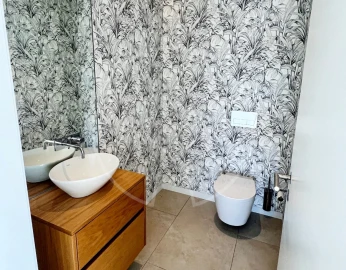 Apartamento T4 para Arrendamento em Carcavelos e Parede