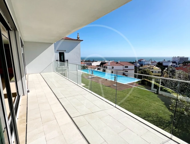 Apartamento T4 para Arrendamento em Carcavelos e Parede