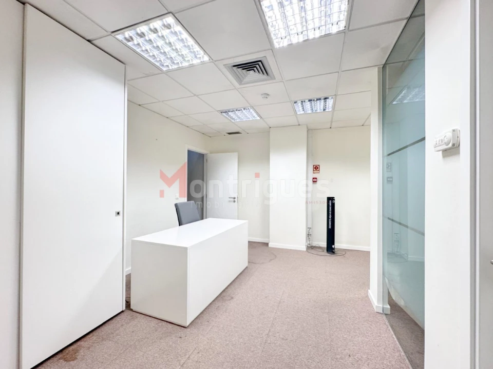 Escritório para Arrendamento em Avenidas Novas Foto 14