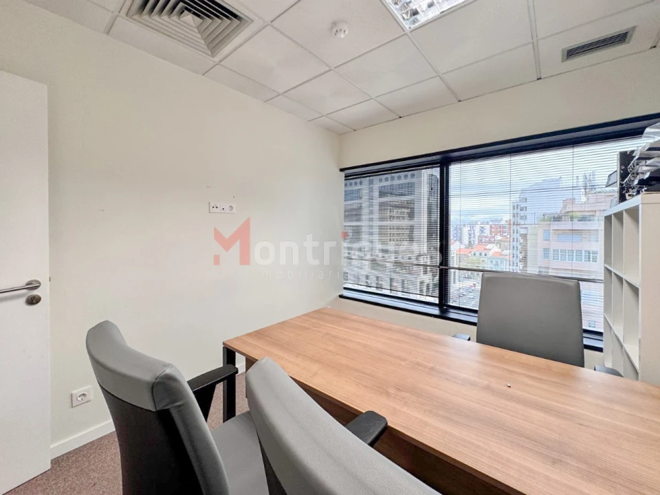 Escritório para Arrendamento em Avenidas Novas Foto 7