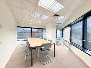 Escritório para Arrendamento em Avenidas Novas