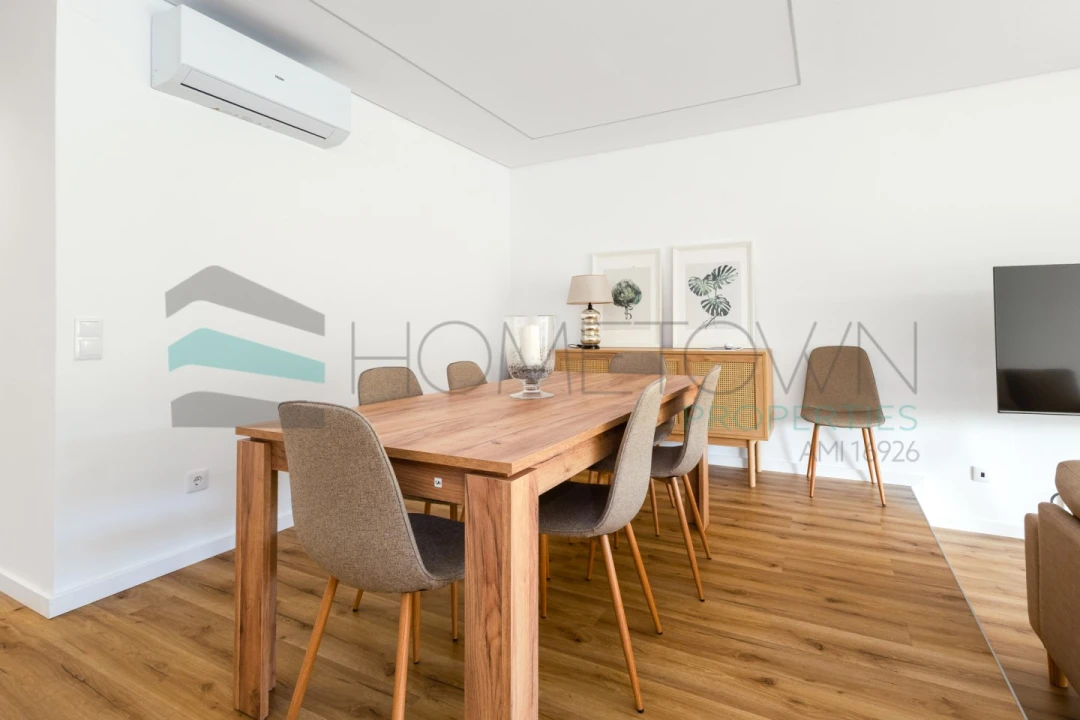 Moradia T4 para Venda em Quarteira Foto 9