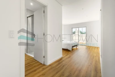 Moradia T4 para Venda em Quarteira