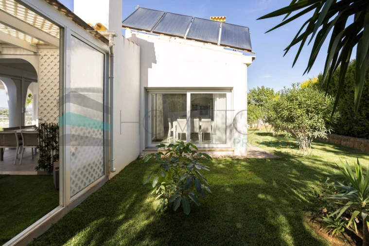 Moradia T4 para Venda em Santa Barbara de Nexe Foto 38