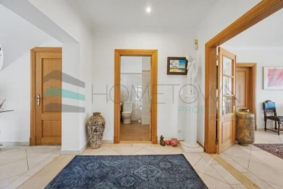 Moradia T4 para Venda em Loule (São Clemente)