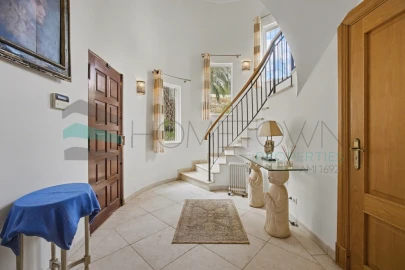 Moradia T4 para Venda em Loule (São Clemente)