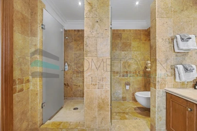 Moradia T4 para Venda em Loule (São Clemente)