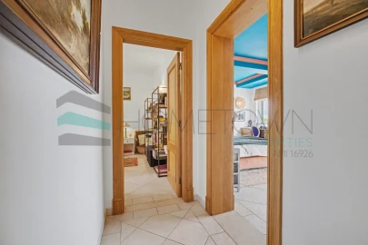 Moradia T4 para Venda em Loule (São Clemente)