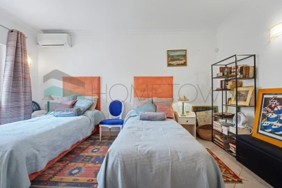 Moradia T4 para Venda em Loule (São Clemente)