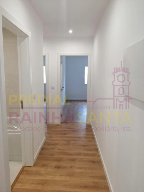 Apartamento T3 para Venda em Eiras e São Paulo de Frades