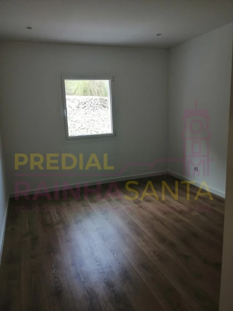 Apartamento T3 para Venda em Eiras e São Paulo de Frades