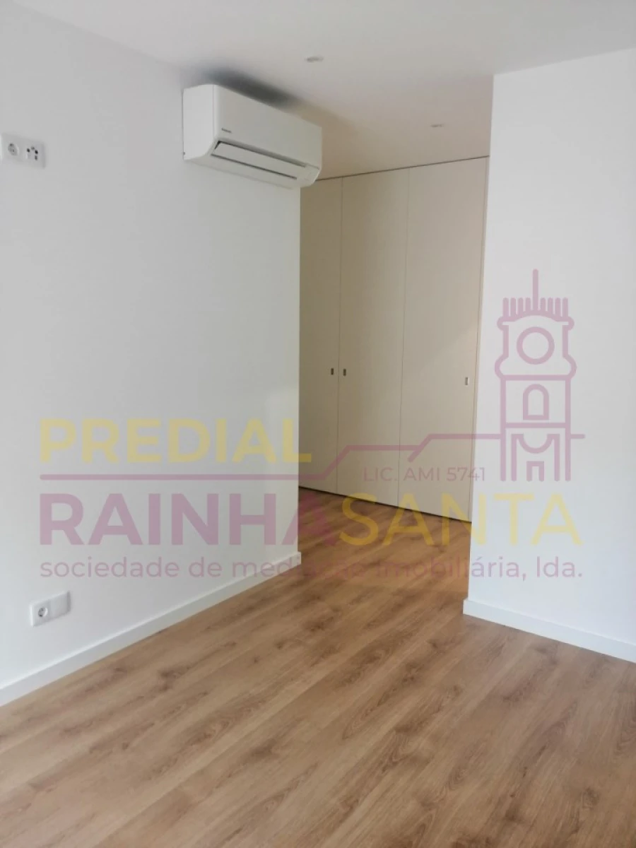 Apartamento T3 para Venda em Eiras e São Paulo de Frades Foto 10