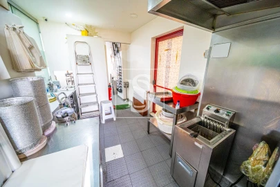 Negócio para Venda em Póvoa de Santa Iria e Forte da Casa