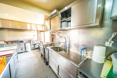 Negócio para Venda em Póvoa de Santa Iria e Forte da Casa