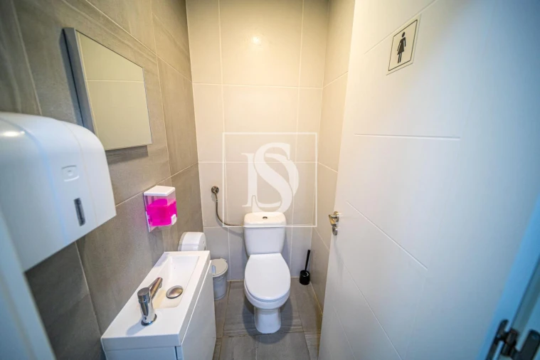 Negócio para Venda em Póvoa de Santa Iria e Forte da Casa Foto 13