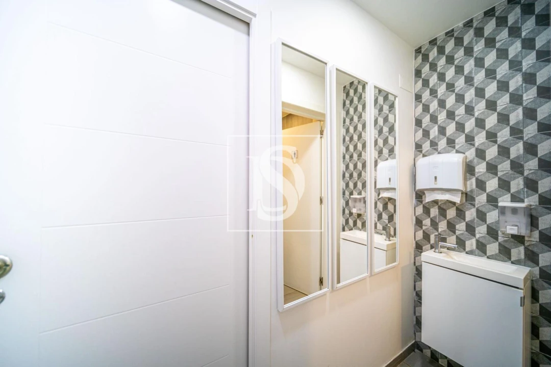 Negócio para Venda em Póvoa de Santa Iria e Forte da Casa Foto 11