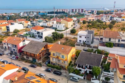 Moradia T5 para Venda em Santa Iria de Azoia, São João da Talha e Bobadela