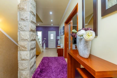 Moradia T5 para Venda em Santa Iria de Azoia, São João da Talha e Bobadela