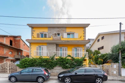 Moradia T5 para Venda em Santa Iria de Azoia, São João da Talha e Bobadela