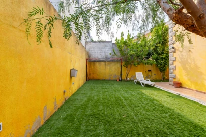 Moradia T5 para Venda em Santa Iria de Azoia, São João da Talha e Bobadela