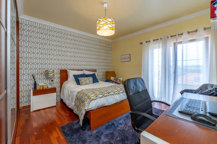 Moradia T5 para Venda em Santa Iria de Azoia, São João da Talha e Bobadela Foto 36