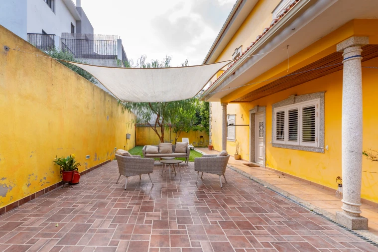 Moradia T5 para Venda em Santa Iria de Azoia, São João da Talha e Bobadela Foto 6