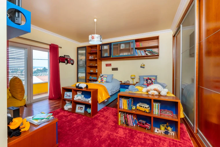 Moradia T5 para Venda em Santa Iria de Azoia, São João da Talha e Bobadela Foto 31