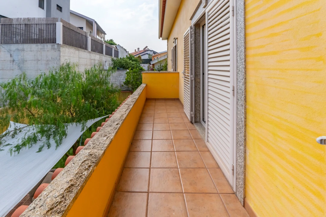 Moradia T5 para Venda em Santa Iria de Azoia, São João da Talha e Bobadela Foto 30