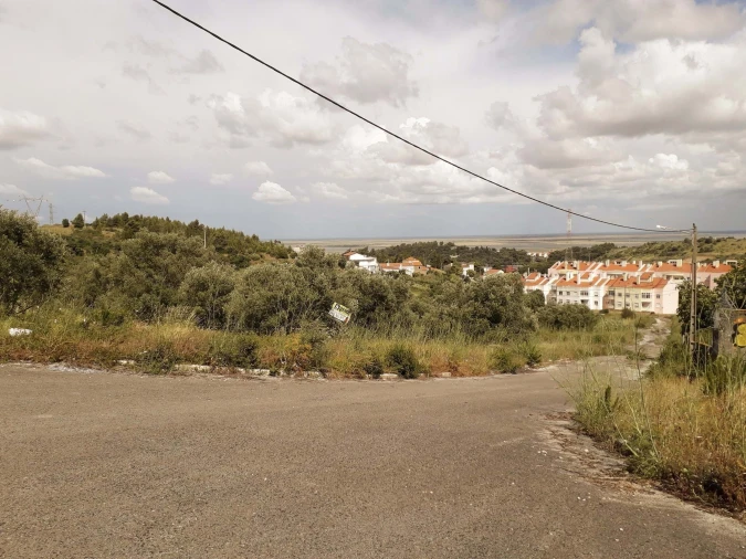 Terreno para Venda em Vialonga Foto 3