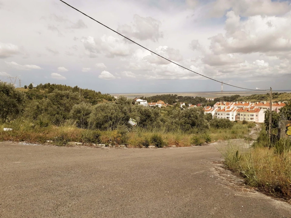 Terreno para Venda em Vialonga Foto 3