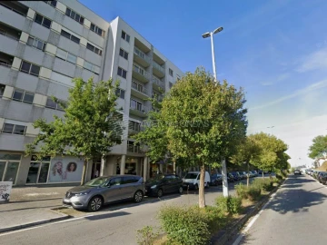 Loja para Arrendamento em Cidade da Maia