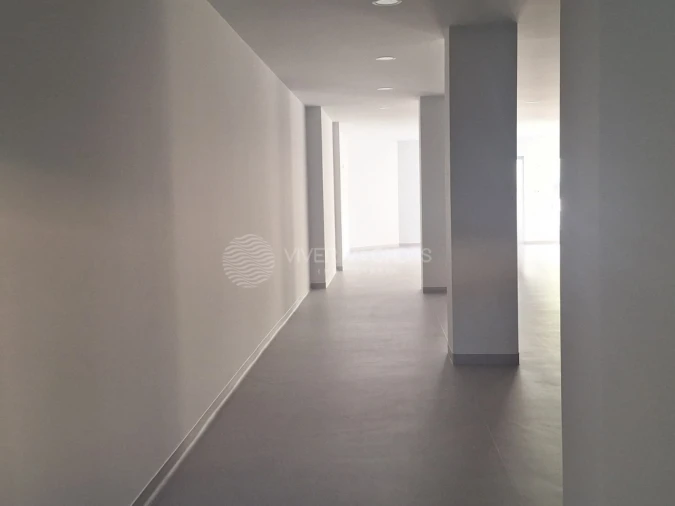 Loja para Arrendamento em Cidade da Maia Foto 9