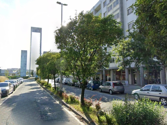 Loja para Arrendamento em Cidade da Maia Foto 11