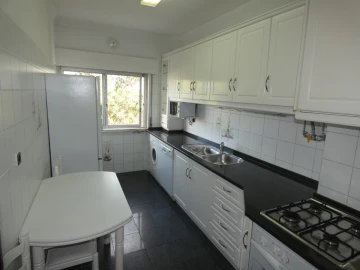 Apartamento T3 para Venda em Mina de Água