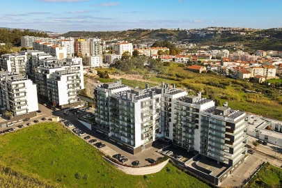 Apartamento T3 para Venda em Póvoa de Santo Adrião e Olival Basto