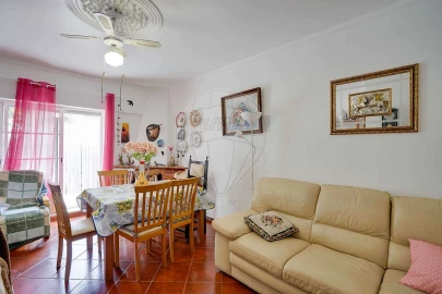 Moradia T3 para Venda em Camarate, Unhos e Apelação