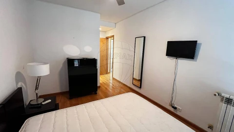 Apartamento T2 para Arrendamento em Parque das Nações