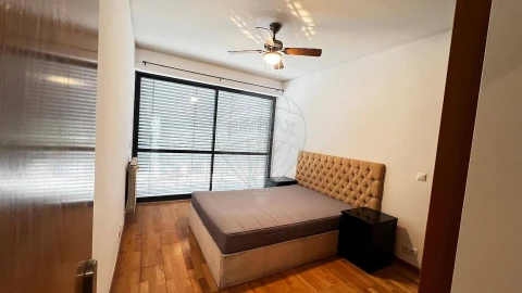 Apartamento T2 para Arrendamento em Parque das Nações