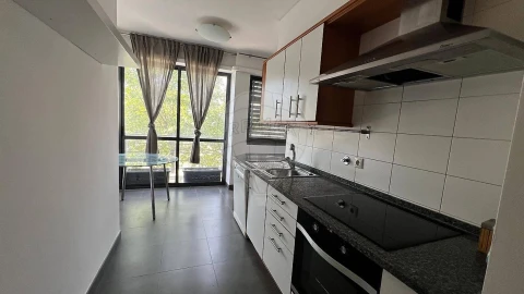 Apartamento T2 para Arrendamento em Parque das Nações