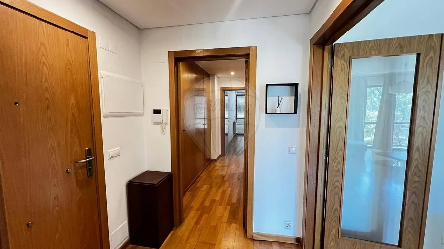 Apartamento T2 para Arrendamento em Parque das Nações Foto 7